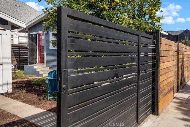 2401 Birkdale, Los Angeles, CA 90031