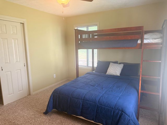 134 Navajo Trail, Kimberling City, MO 65686