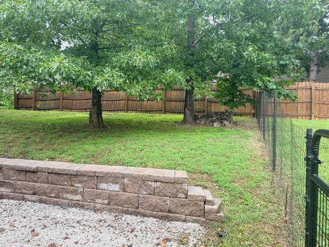 134 Navajo Trail, Kimberling City, MO 65686
