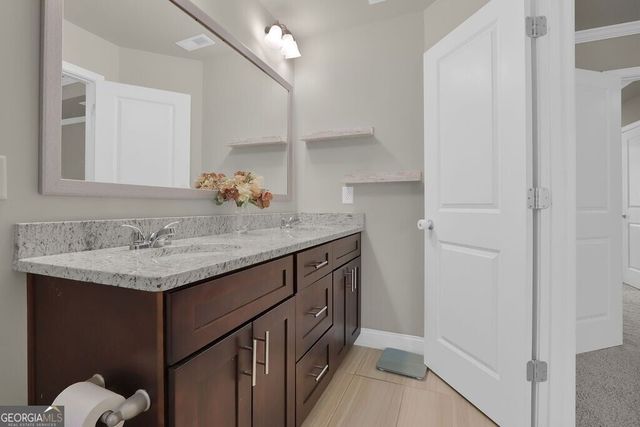 1941 Appaloosa Mill Circle, Buford, GA 30519