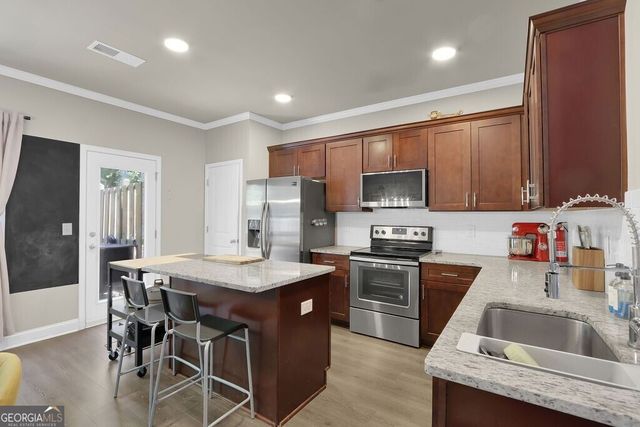 1941 Appaloosa Mill Circle, Buford, GA 30519