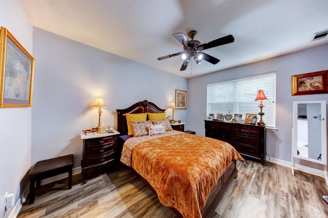 287 Capetown, Montgomery, TX 77356