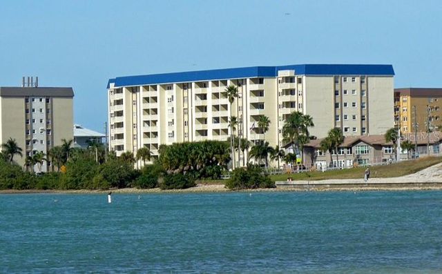 7 ELGIN PLACE 301, Dunedin, FL 34698