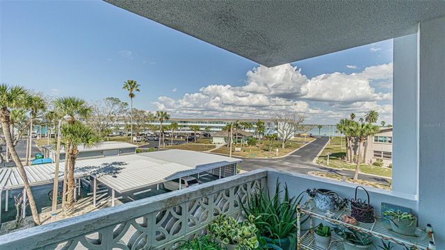 7 ELGIN PLACE 301, Dunedin, FL 34698