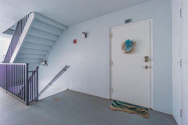 7 ELGIN PLACE 301, Dunedin, FL 34698