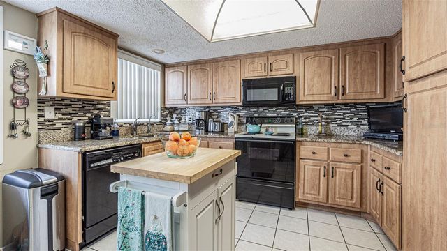 7 ELGIN PLACE 301, Dunedin, FL 34698