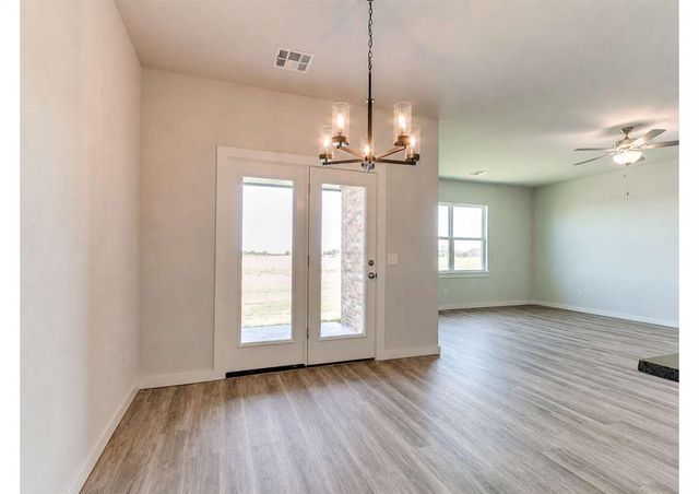 1716 Oak Way, Tuttle, OK 73089