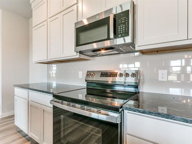 1716 Oak Way, Tuttle, OK 73089
