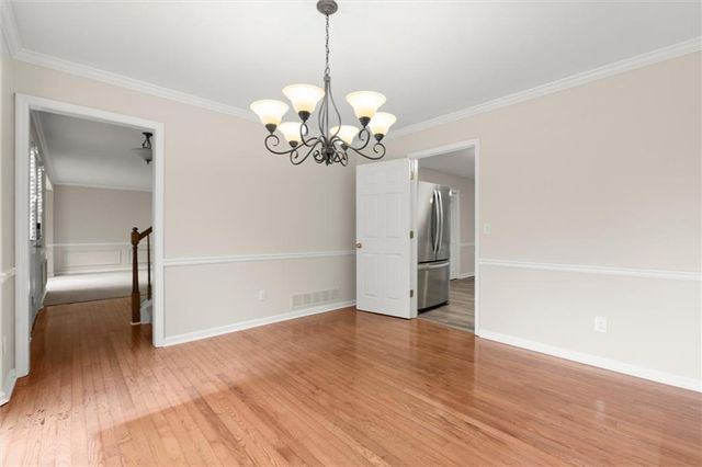 9126 Branch Valley Way, Roswell, GA 30076