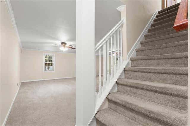 9126 Branch Valley Way, Roswell, GA 30076
