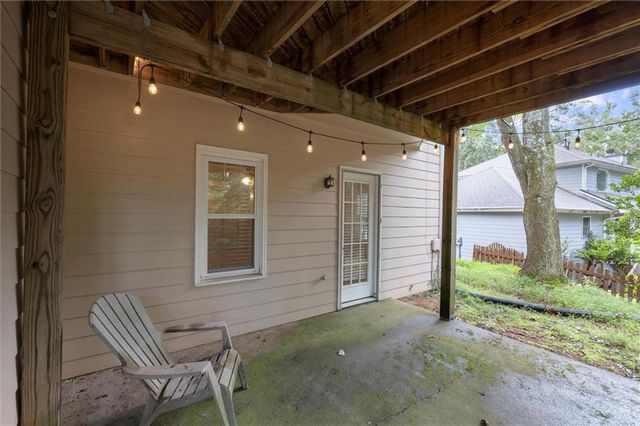 9126 Branch Valley Way, Roswell, GA 30076