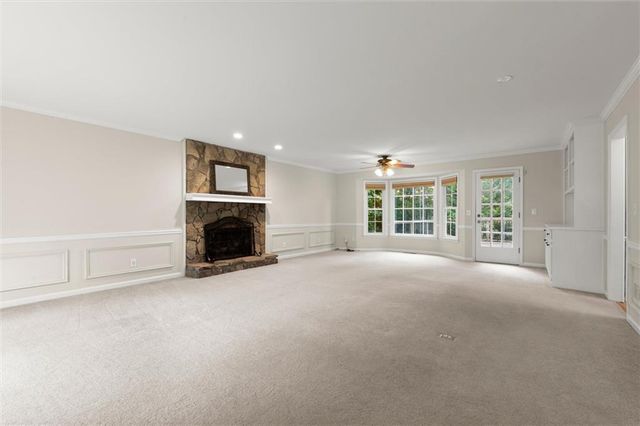 9126 Branch Valley Way, Roswell, GA 30076