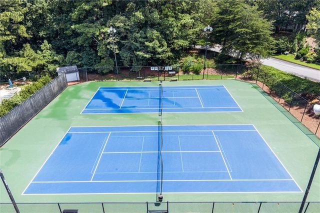 9126 Branch Valley Way, Roswell, GA 30076