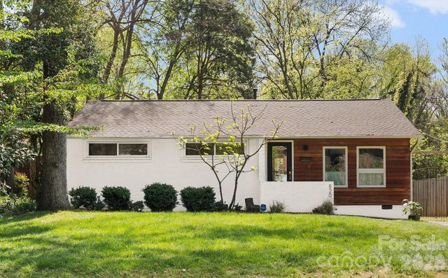 820 Manhasset Road, Charlotte, NC 28209