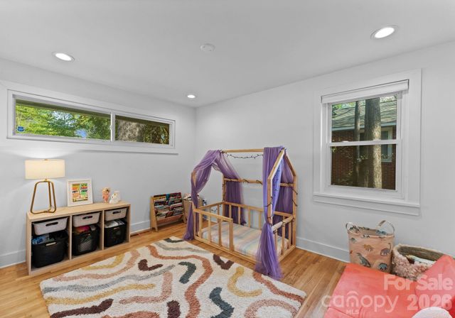 820 Manhasset Road, Charlotte, NC 28209