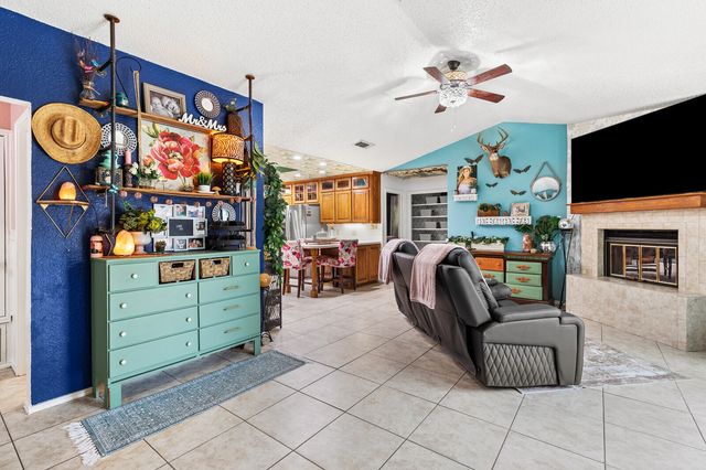 705 Cherry Drive, Groesbeck, TX 76642