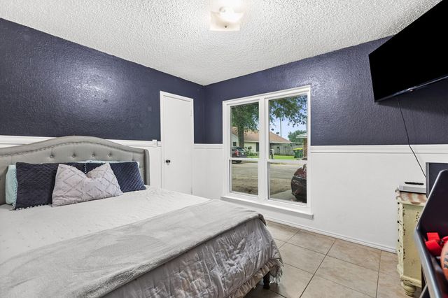 705 Cherry Drive, Groesbeck, TX 76642