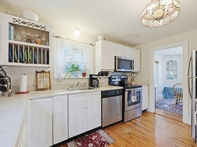 166 Suomi Road, Quincy, MA 02169