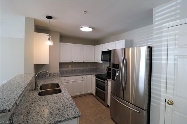 111 Mill Pond Drive, Winston-salem, NC 27106