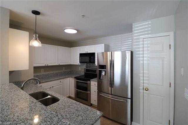 111 Mill Pond Drive, Winston-salem, NC 27106