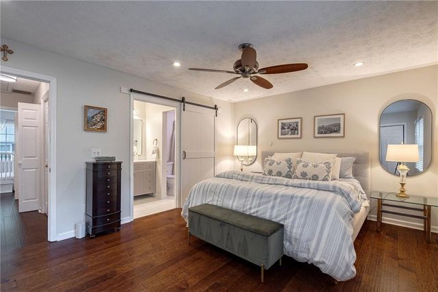 104 Courtyard Terrace, Roswell, GA 30075