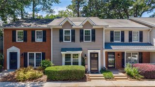 104 Courtyard Terrace, Roswell, GA 30075