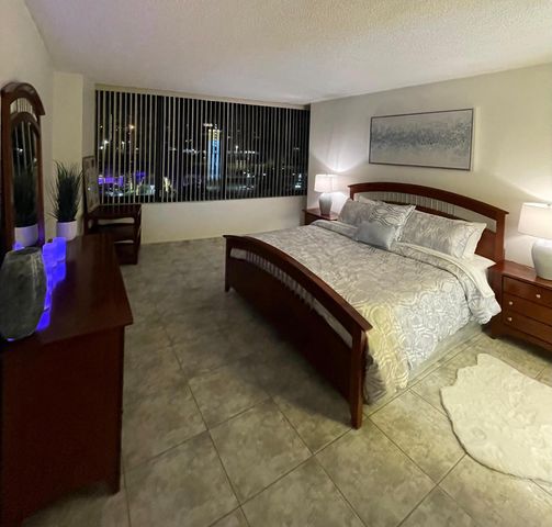3505 S Ocean Drive, Hollywood, FL 33019