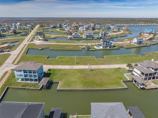 3 Ramrod, Hitchcock, TX 77563