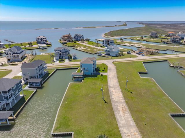 3 Ramrod, Hitchcock, TX 77563