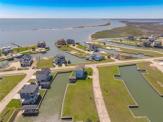 3 Ramrod, Hitchcock, TX 77563