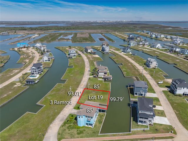 3 Ramrod, Hitchcock, TX 77563