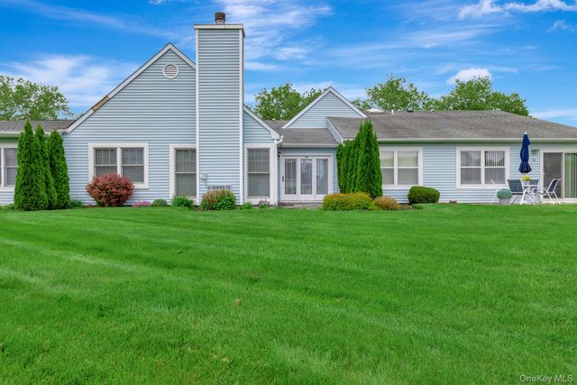 54 Standish Drive, Mount Sinai, NY 11766