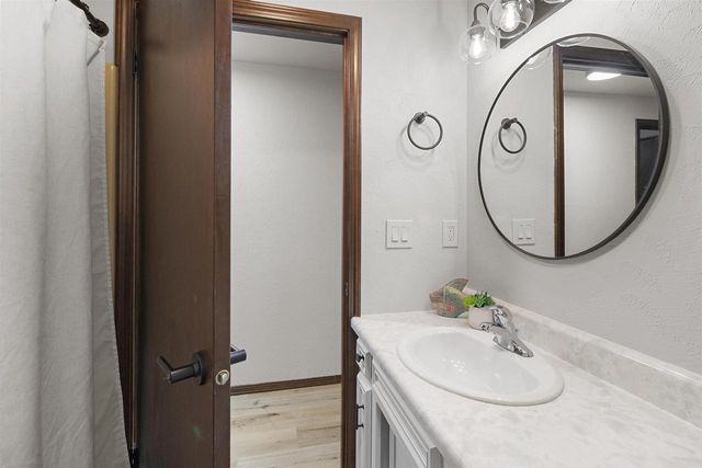 2540 SUN TERRACE, Green Bay, WI 54311