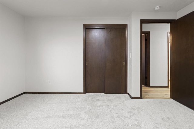 2540 SUN TERRACE, Green Bay, WI 54311