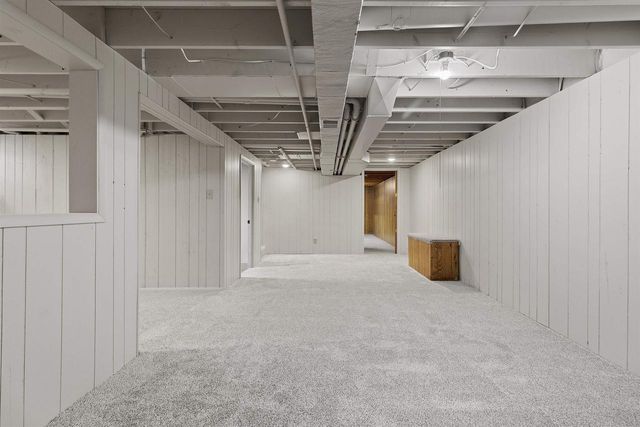 2540 SUN TERRACE, Green Bay, WI 54311