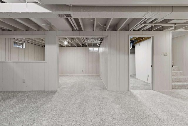 2540 SUN TERRACE, Green Bay, WI 54311