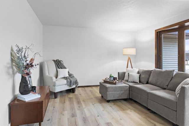 2540 SUN TERRACE, Green Bay, WI 54311