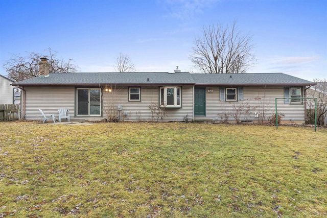 2540 SUN TERRACE, Green Bay, WI 54311