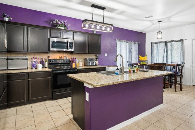 324 Fairgrounds Lane, Ponder, TX 76259