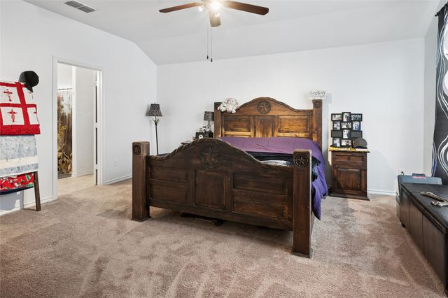 324 Fairgrounds Lane, Ponder, TX 76259