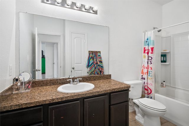 324 Fairgrounds Lane, Ponder, TX 76259