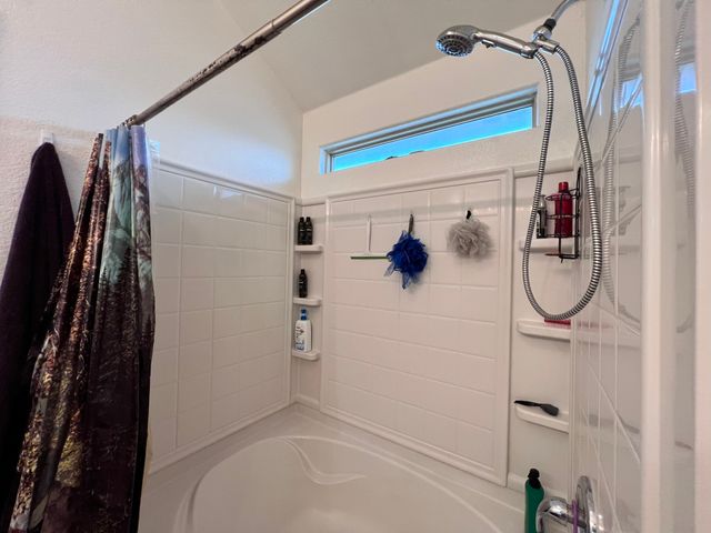 324 Fairgrounds Lane, Ponder, TX 76259