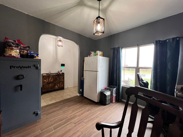 324 Fairgrounds Lane, Ponder, TX 76259