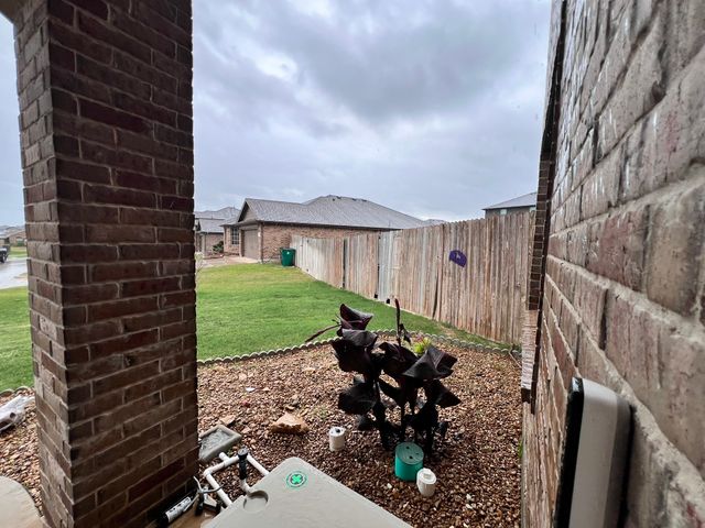 324 Fairgrounds Lane, Ponder, TX 76259