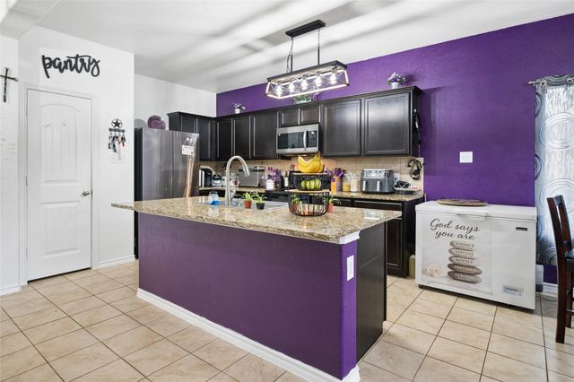 324 Fairgrounds Lane, Ponder, TX 76259