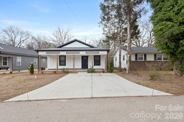 253 Hall Avenue NW, Concord, NC 28027