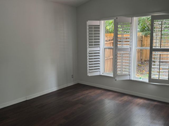 109 Belmont Drive, Royal Palm Beach, FL 33411