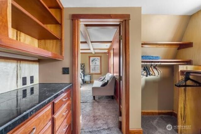 1600 27th Avenue, Seattle, WA 98122