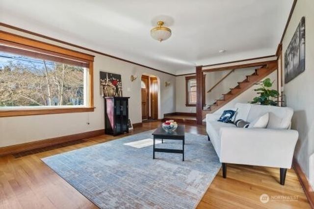 1600 27th Avenue, Seattle, WA 98122