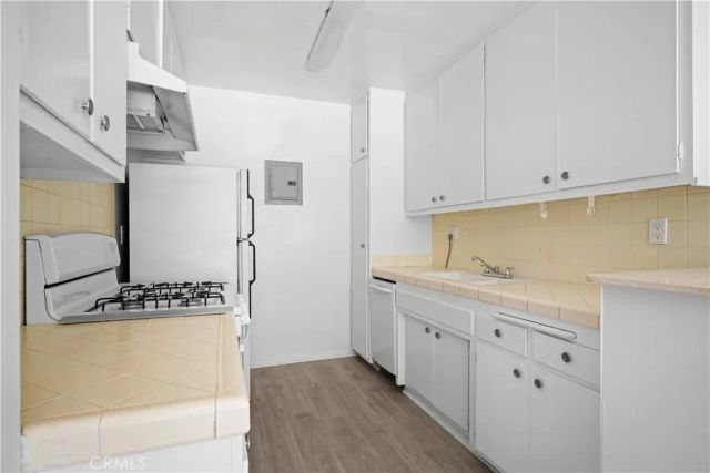 1422 N Curson Avenue 1, Los Angeles, CA 90046